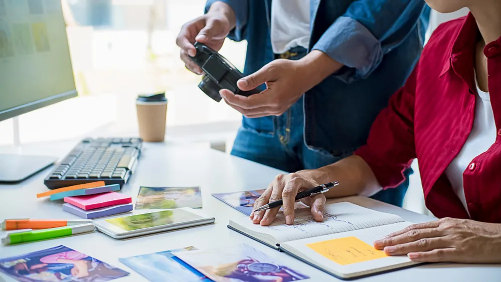 Best Book and author's Branding services By Loom Publishers